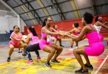 Candeias dança em tons de rosa e celebra a força feminina na luta contra o câncer de mama